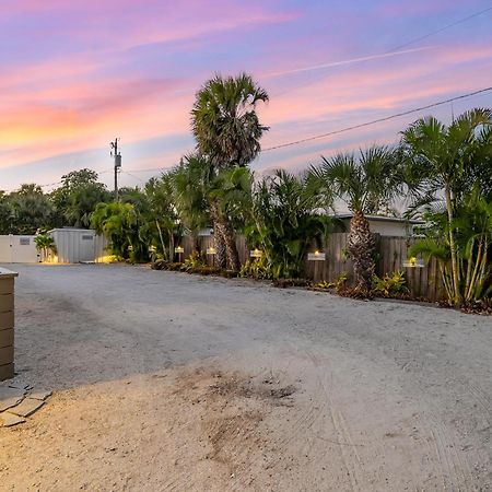 Boutique Vacation Rental Complex At Beach Cocoa Beach Esterno foto