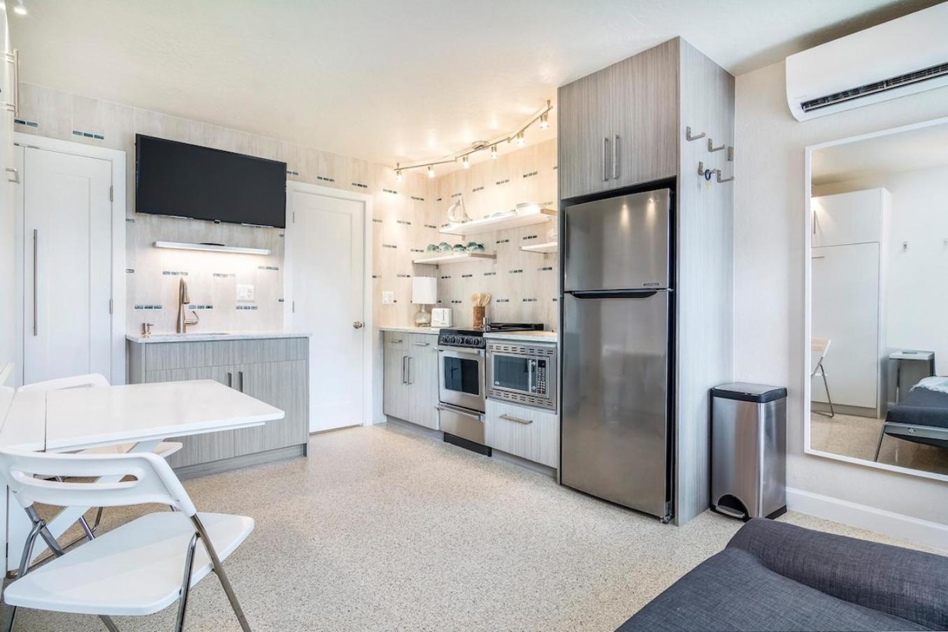 Boutique Vacation Rental Complex At Beach Cocoa Beach Esterno foto