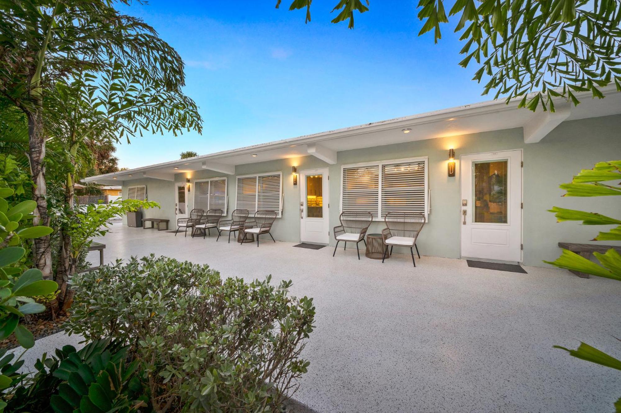 Boutique Vacation Rental Complex At Beach Cocoa Beach Esterno foto