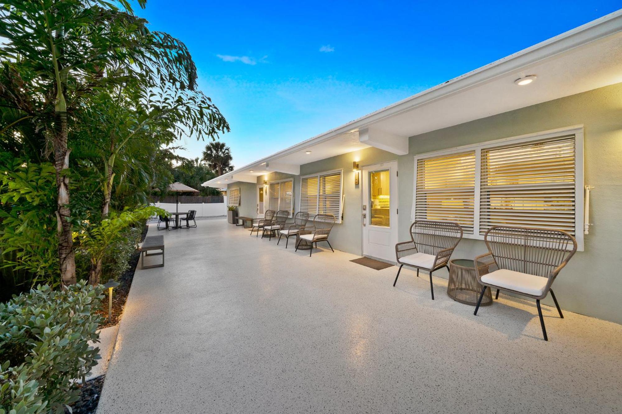 Boutique Vacation Rental Complex At Beach Cocoa Beach Esterno foto